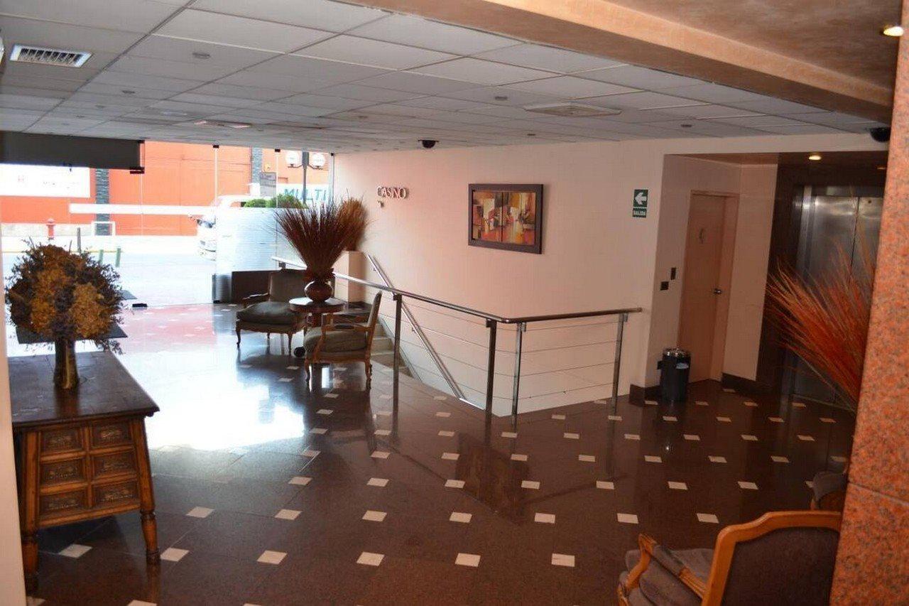 Hotel Maria Angola Lima Bagian luar foto