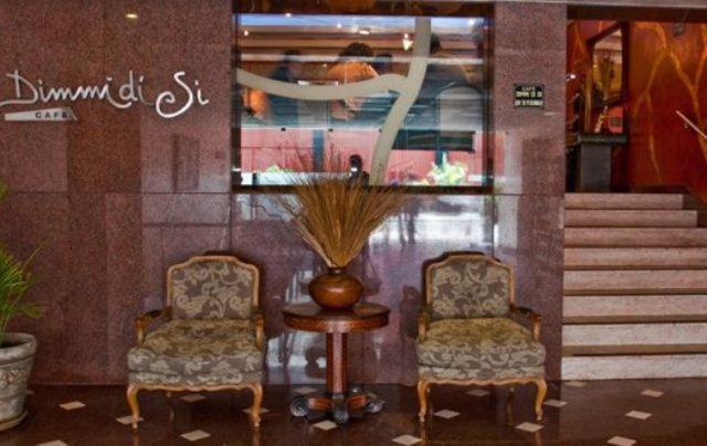 Hotel Maria Angola Lima Bagian luar foto