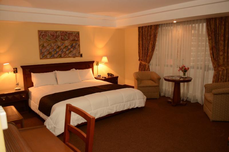 Hotel Maria Angola Lima Bagian luar foto